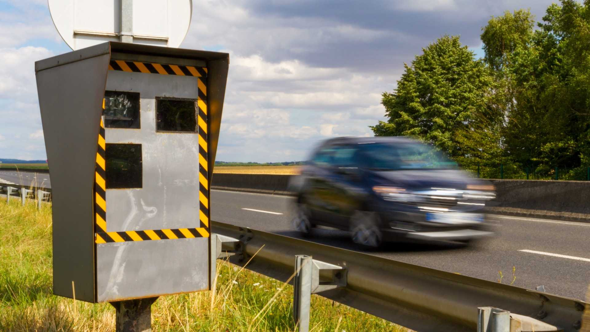 Nuove Regole Per Gli Autovelox Come Cambiano Ora I Cartelli Di