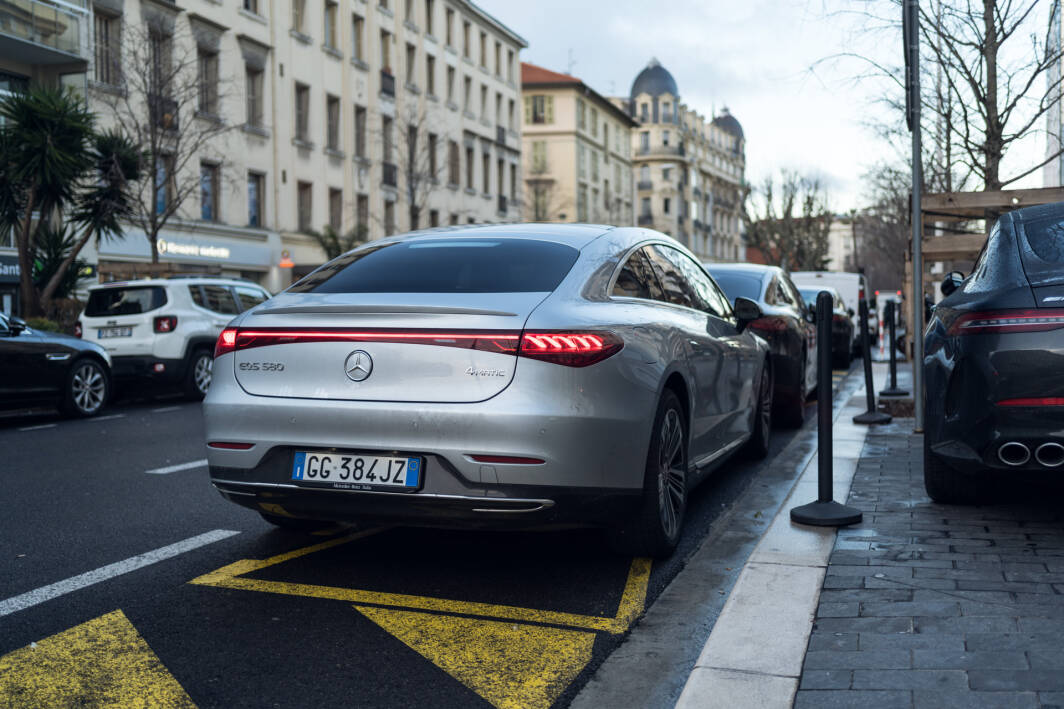 Mercedes Accelera Sull Elettrico In Futuro Impianti Dedicati Alla