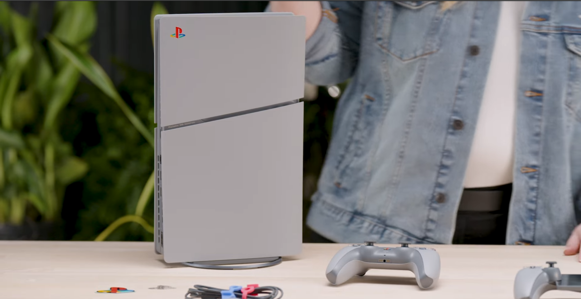 PS5 Pro Anniversary Edition, prezzi folli dei bagarini: chi lo avrebbe mai detto?