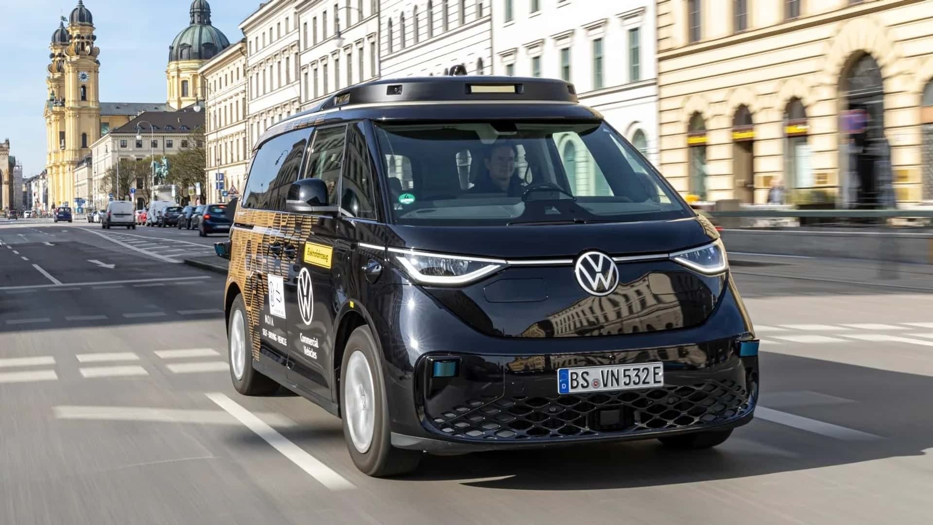 Anche Volkswagen sta per produrre il suo "robotaxi"