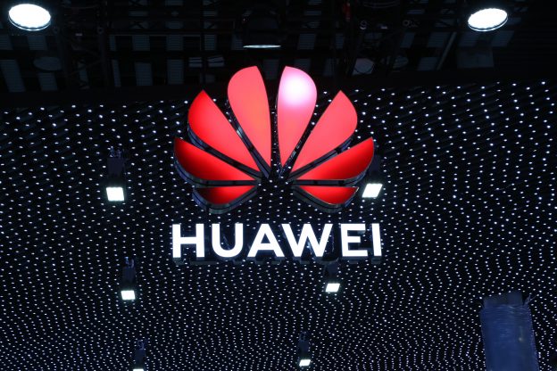 Huawei aggira le restrizioni: milioni di chip ottenuti da TSMC