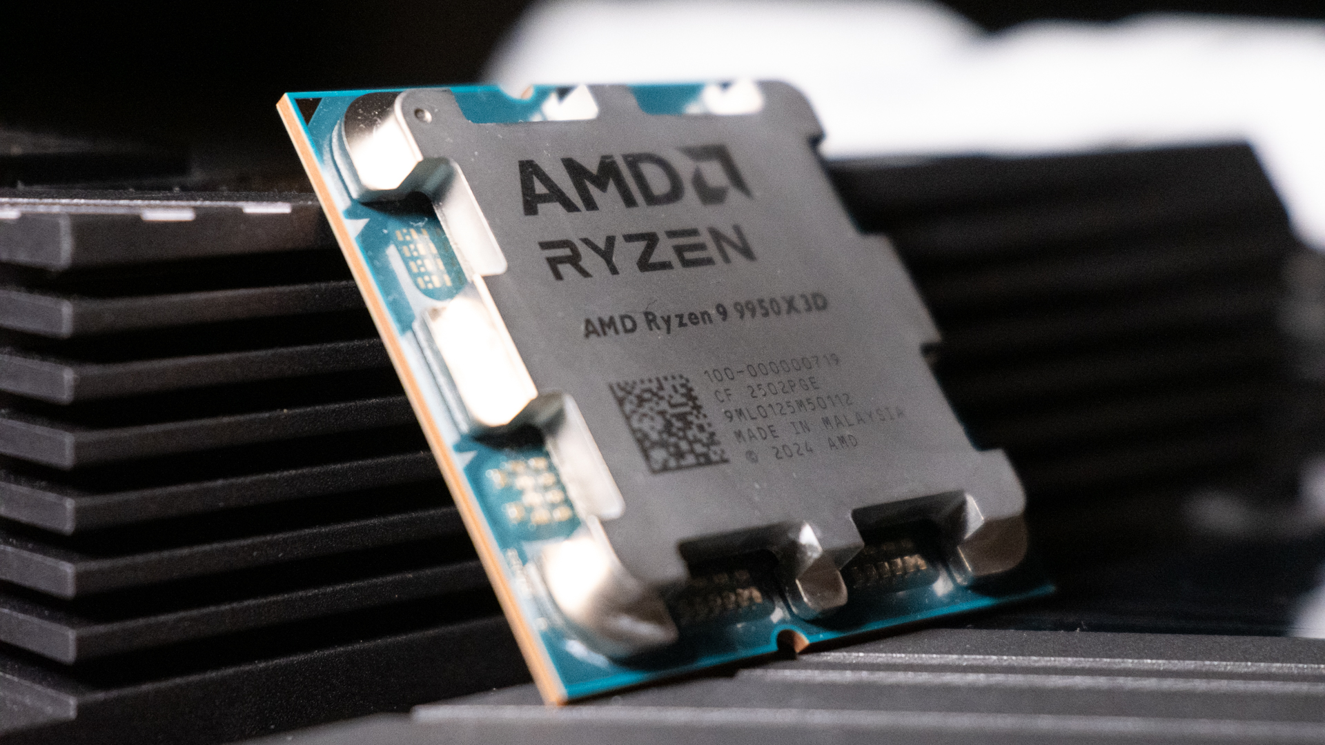 AMD Ryzen 9 9950X3D, il tuttofare perfetto | Test & Recensione