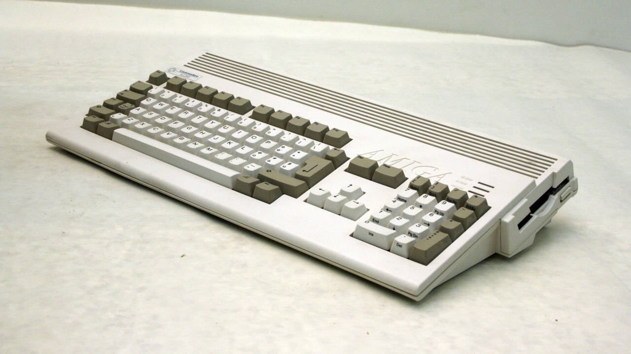 La replica dell'Amiga 1200 è stata bloccata da problemi legali