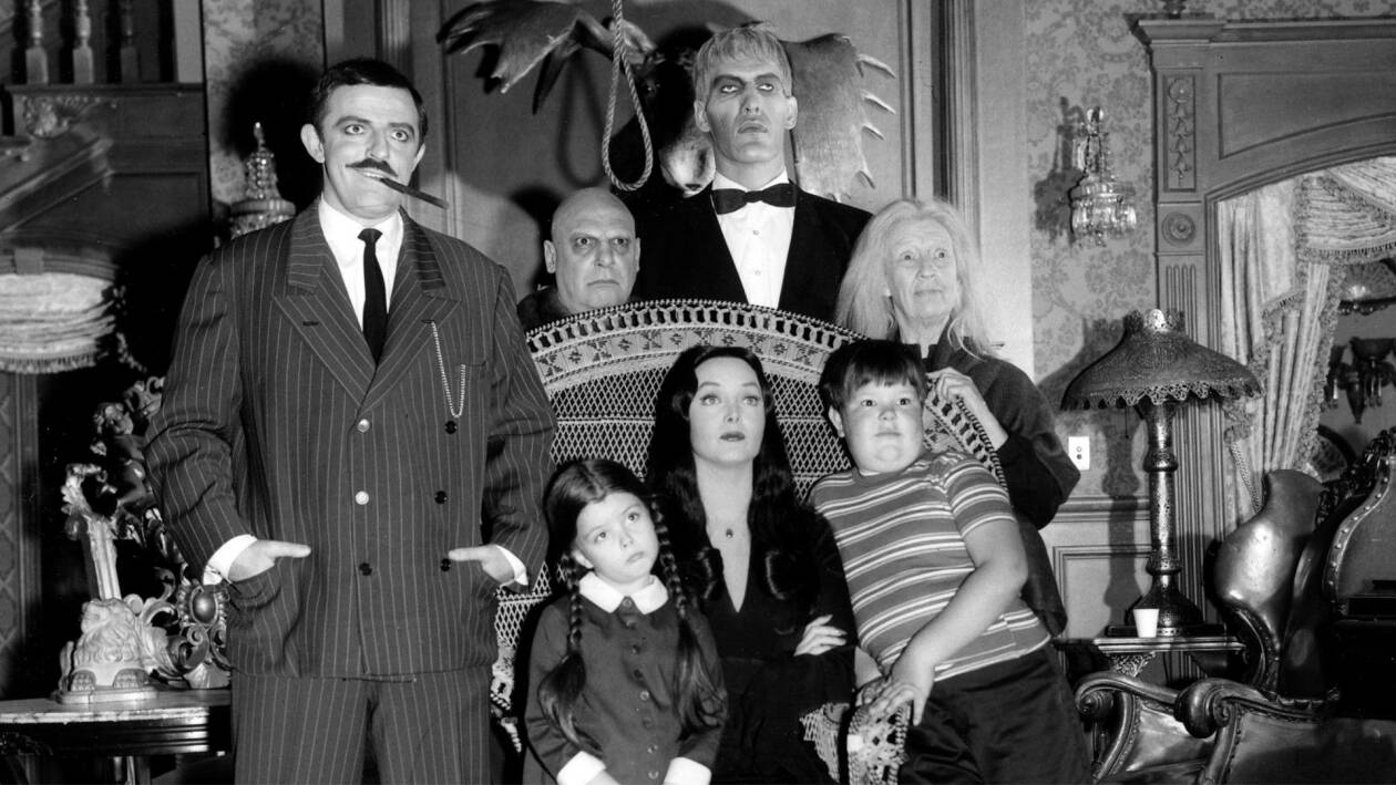 Mercoledì Mano della famiglia Addams grande -  Italia