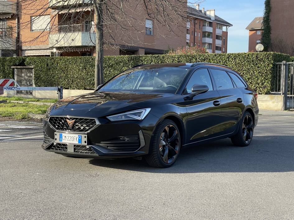 Cupra Leon e-Hybrid Plug-in: come va, prestazioni, consumi e